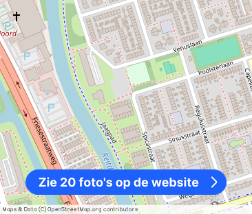 Ruime stadswoning met drie slaapkamers, eigen parkeerplaats en dakt... - Foto 1