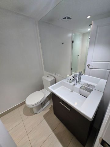For Lease - 386 Yonge Street Unit# 3404, Toronto, Ontario - Photo 4