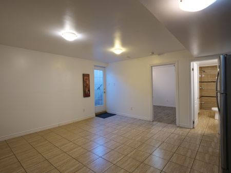 For Lease - 19 Blazing Star Drive Unit# Basement Unit, Brampton, Ontario - Photo 3