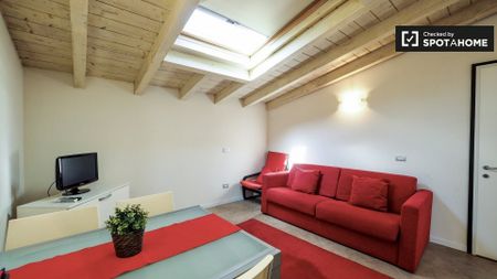 Via Raffaele Lambruschini, Milan, Lombardy 20156 - Photo 2