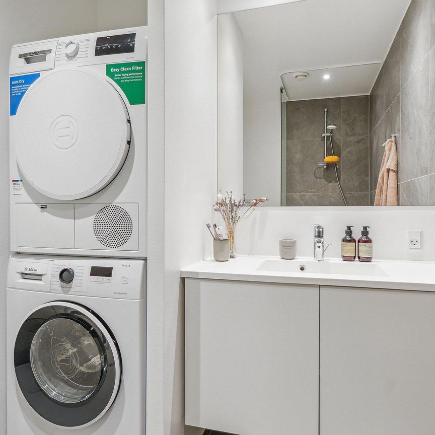 Moderne 3-rums lejlighed på 92 m² – beliggende i den populære bydel Stigsborg - Photo 1