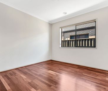 Don't miss out on this well presented home - Photo 3