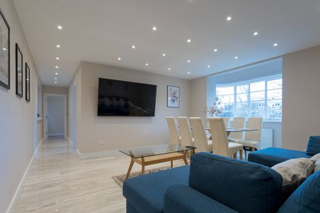 3 Bed Flat, Marlow Court, NW6 - Photo 2