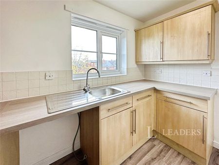 2 bedroom flat to rent - Photo 3