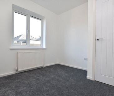 33, Rein Road, Morley, Leeds, West Yorkshire, LS27 0HZ - Photo 4