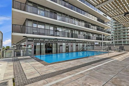 For Lease - 70 ANNIE CRAIG Drive Unit# LPH 1, Toronto, Ontario - Photo 5
