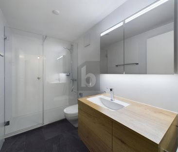 COMPLETELY RENOVATED AND CHARMING BIJOU - Foto 2