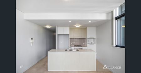 Stylish Apartment in Block A With District Views - Photo 4