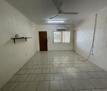 DUPLEX IN A CENTRAL LOCATION - Photo 6