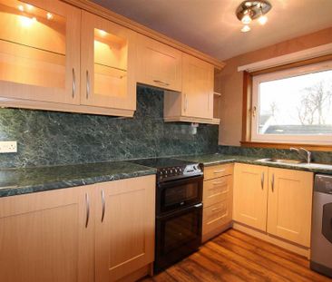 2 bedroom maisonette to rent - Photo 1