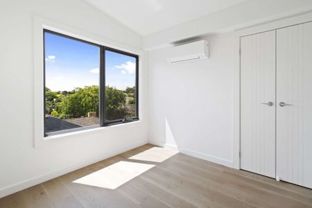 Exclusively Located in Sought-After Templestowe Lower – 289 Manningham Road - Photo 3