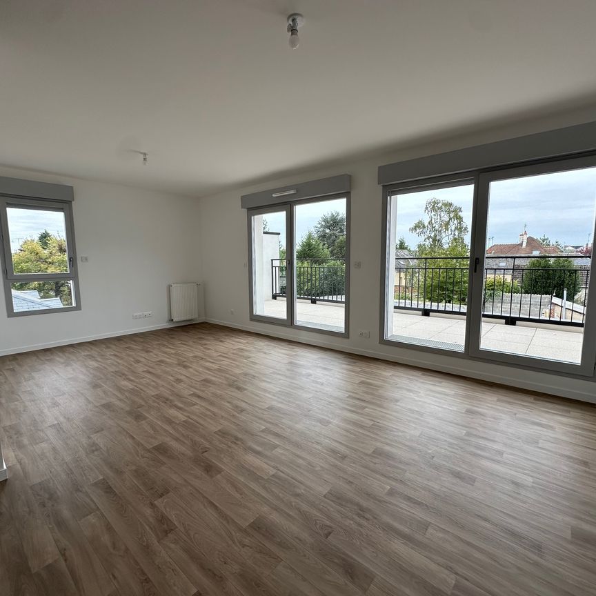 Location Appartement 3 pièces 73m² ST JEAN DE BRAYE 45800 - Photo 1