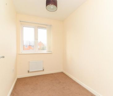 3 bedroom end of terrace house to rent - Photo 4