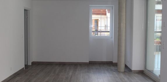 Appartement de 2.5 pièces de standing au cœur de Villeneuve - Photo 2