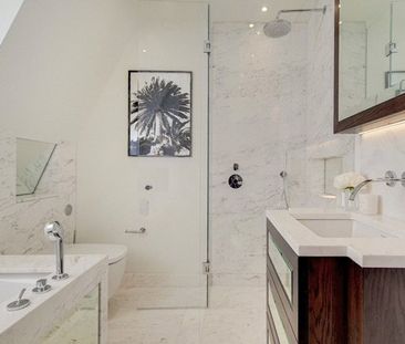 Prince of Wales Terrace, London - Photo 3