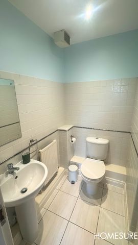 Chester High Road, Neston, CH64 3TE - Photo 3