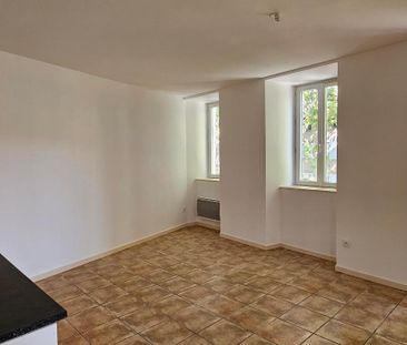 Location Appartement 2 pièces 43m² PRIVAS 07000 - Photo 1