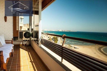 4 room luxury Flat for rent in Alicante, Spain - Photo 3