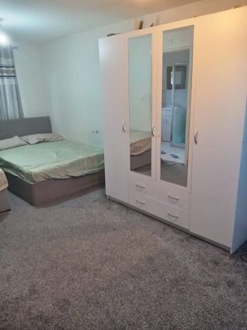 Room in a Shared House, Victoria Road, IG11 - Photo 4