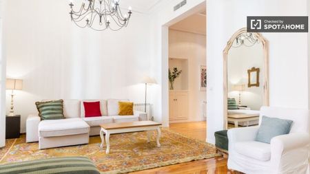 4 room luxury Flat for rent in Madrid, Spain - Photo 4