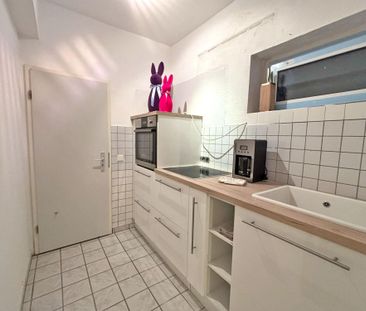 Erstbezug: Frisch renoviertes, voll möbliertes Souterrain-Apartment - Photo 6