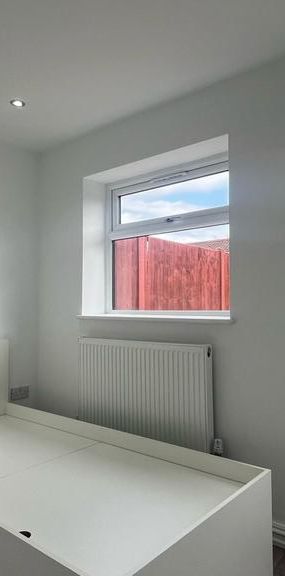 House share to rent - Photo 1