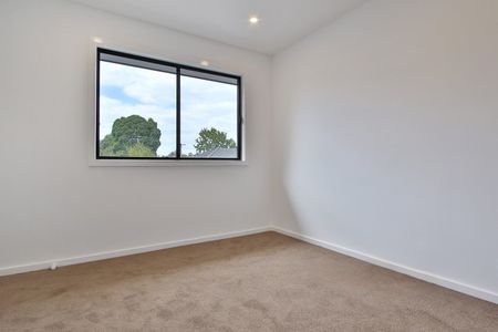 2/25 Florence Avenue, Donvale - Photo 2