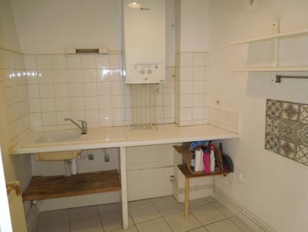 Location Appartement 3 pièces 56m² MONTPELLIER 34000 - Photo 2