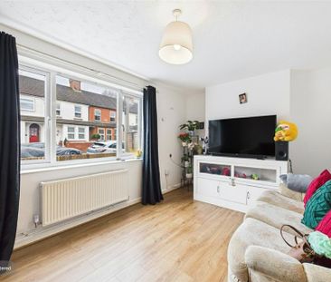 3 bedroom detached house to rent - Photo 5