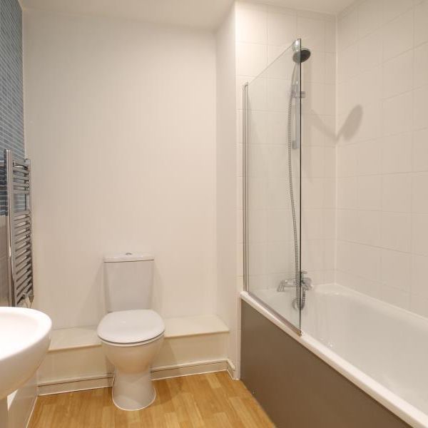1 bedroom flat to rent - Photo 1