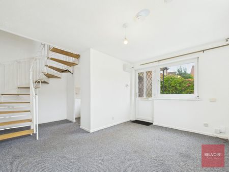 End of terrace house to rent on - Photo 4