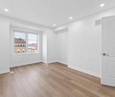For Lease - 122 Baycliffe Crescent, Brampton, Ontario - Photo 6