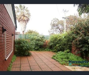 Neat & Tidy 2-Bedroom Unit in Convenient Location - Photo 1