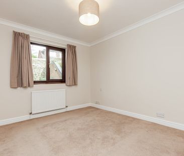 Green Lane, Woodstock - Photo 3