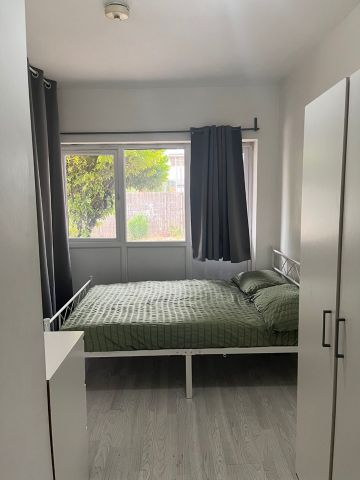 Room in a Shared House, Hilda Road, E16 - Photo 4