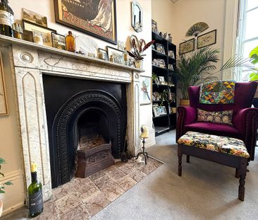 The Precincts, Canterbury - Photo 1