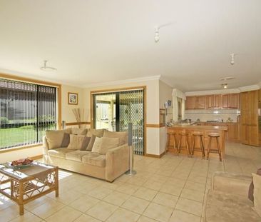 SPACIOUS HOUSE READY - Photo 5