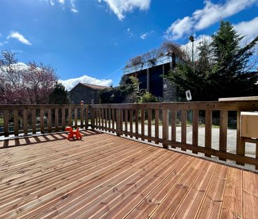 Montrodeix: maison de 100 m2 avec 3 chambres en location - Photo 2