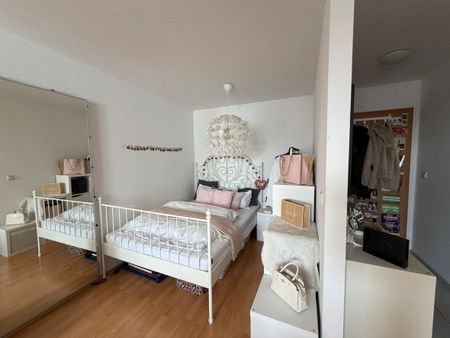 Geräumiges 1-Zimmer-Apartment mit Schlafnische für Studenten im Studienpark - Photo 4