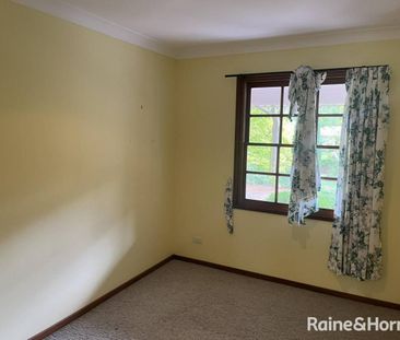 Spacious Family Haven! - Photo 5