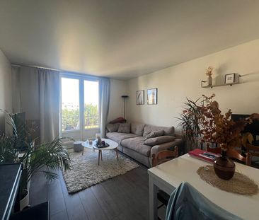 Location Appartement 2 pièces 47m² - Photo 3