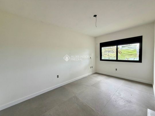 Apartamento Garden com 3 quartos e 110m² para alugar em Lagoa da Conceição, Florianópolis. - Foto 1