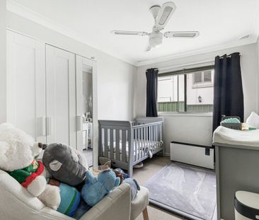 GREAT FAMILY HOME - Photo 2