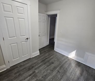 For Lease - 983 Main Street Unit# 1, Hamilton, Ontario - Photo 5