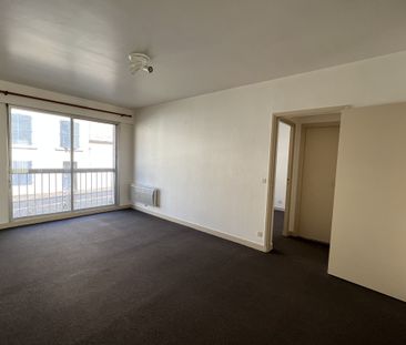 Location Appartement 2 pièces 47m² POITIERS 86000 - Photo 1