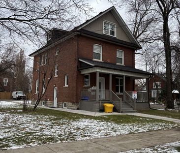 For Lease - 75 Rosemount Avenue Unit# Main, Toronto, Ontario - Photo 4