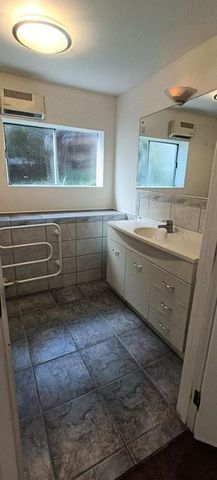 Cosy 2BR Bedsit in Forrest Hill - Photo 5