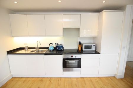 2 bedroom apartment to rent - Photo 4