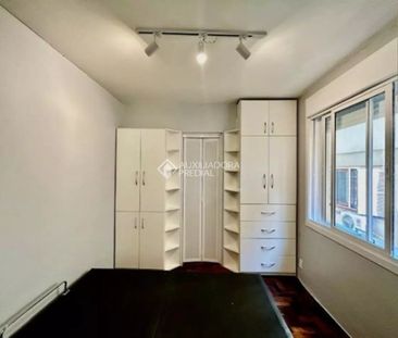Apartamento com 1 quarto e 33m² para alugar em Cidade Baixa, Porto ... - Foto 5