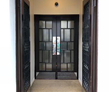 3 Bed Flat, Northwick Terrace, NW8 - Photo 2